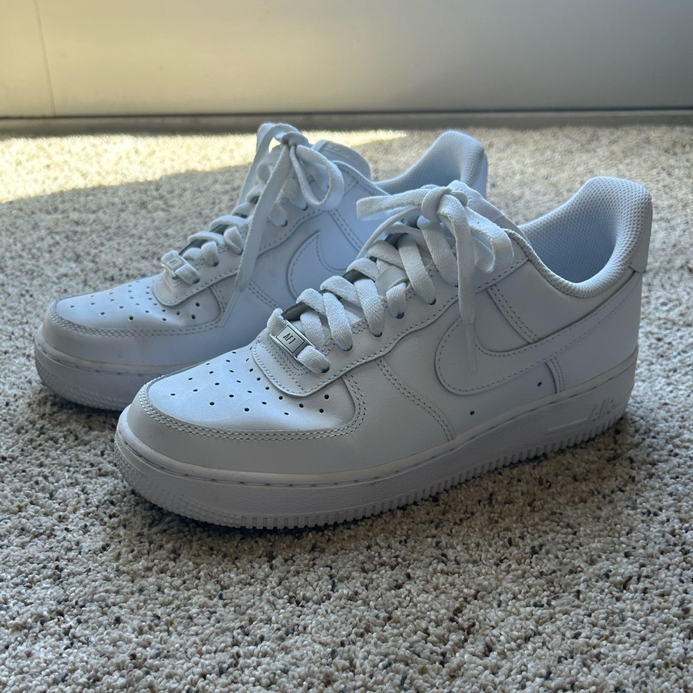 Nike Air Force 1 ‘07 Low Sneaker White Womens 8